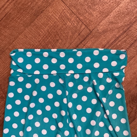 Teal and white polka dot skirt. Size small - Picture 3 of 5